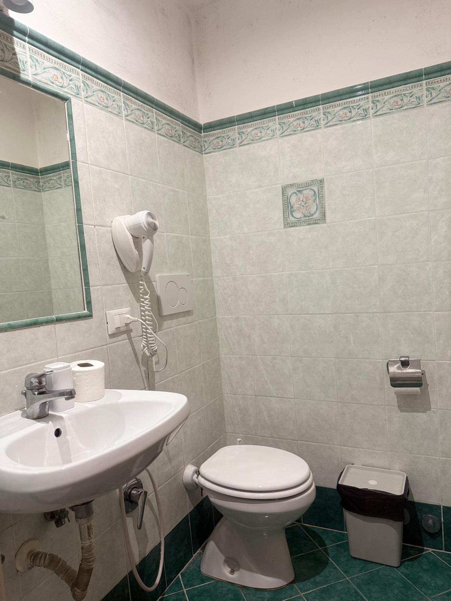 Hotel Grand Gaeta Rzym Zewnętrze zdjęcie