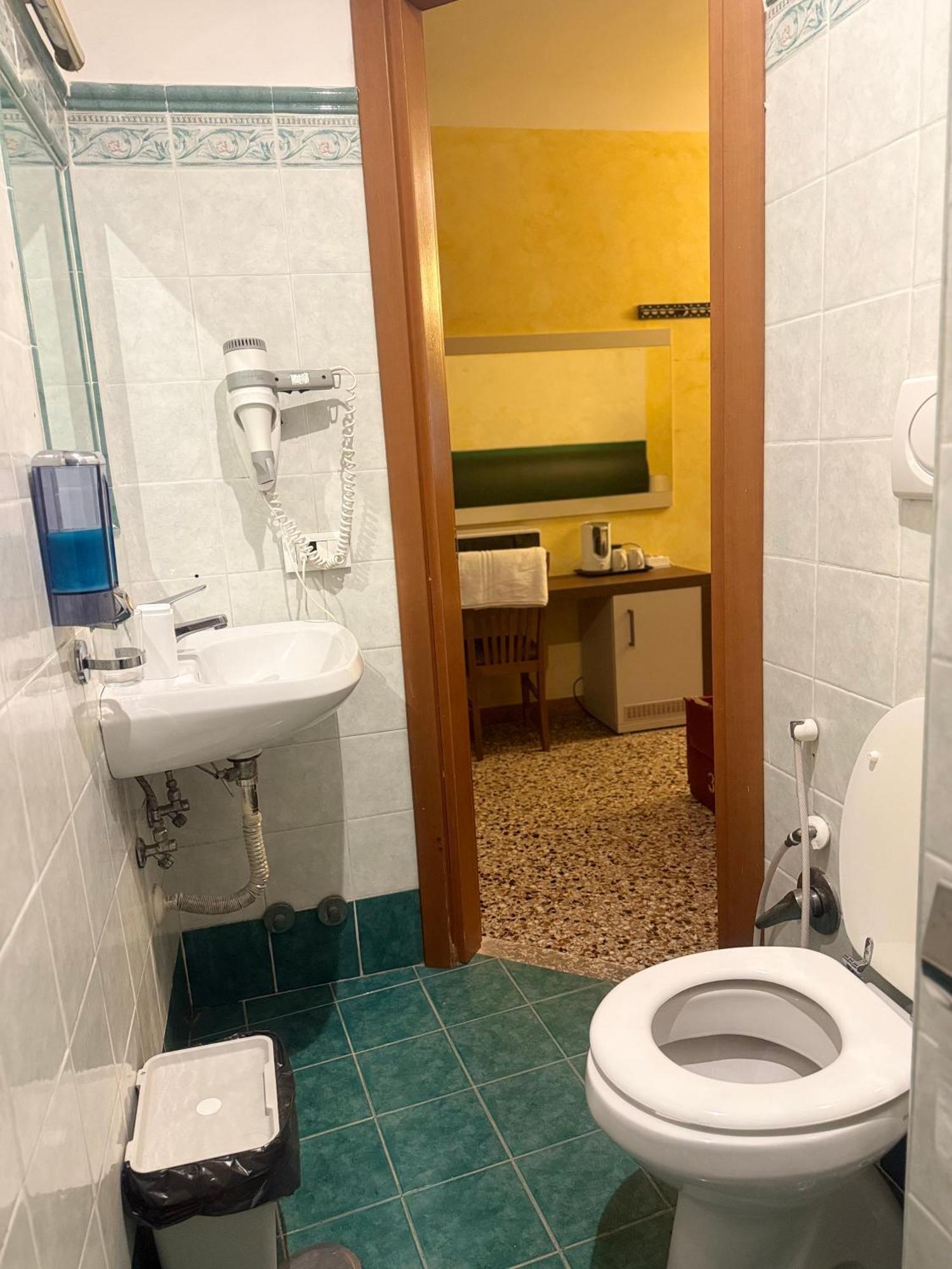 Hotel Grand Gaeta Rzym Zewnętrze zdjęcie