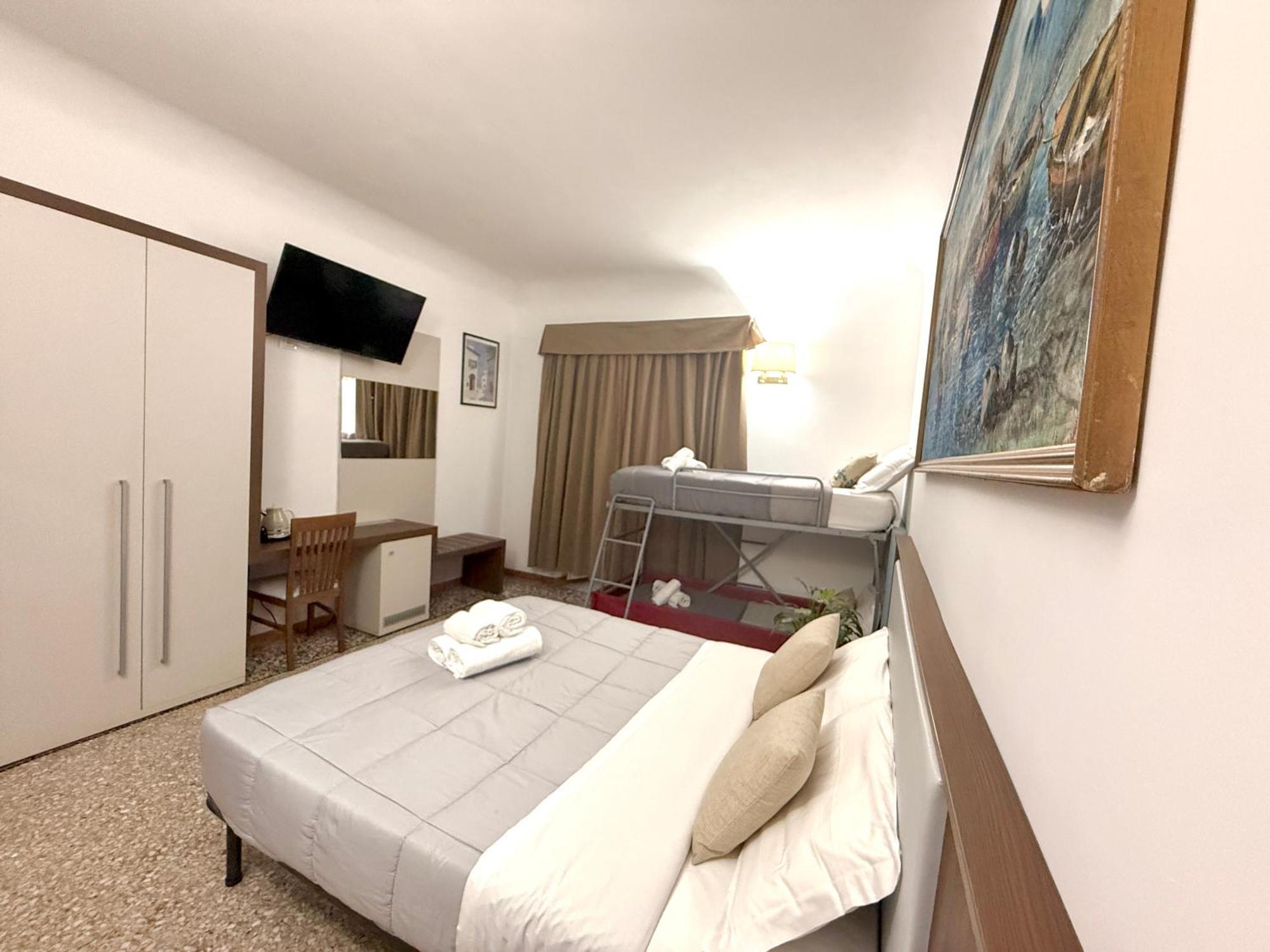 Hotel Grand Gaeta Rzym Zewnętrze zdjęcie