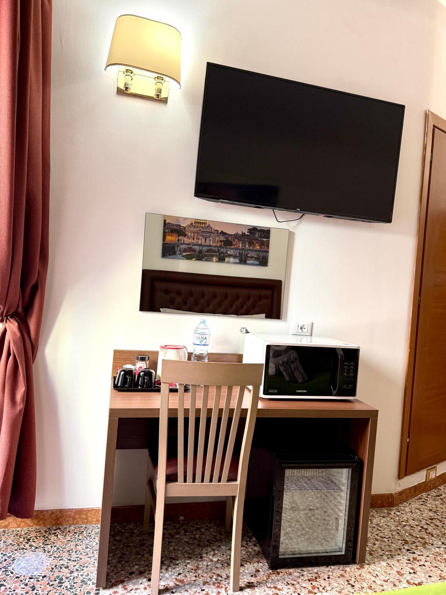 Hotel Grand Gaeta Rzym Zewnętrze zdjęcie